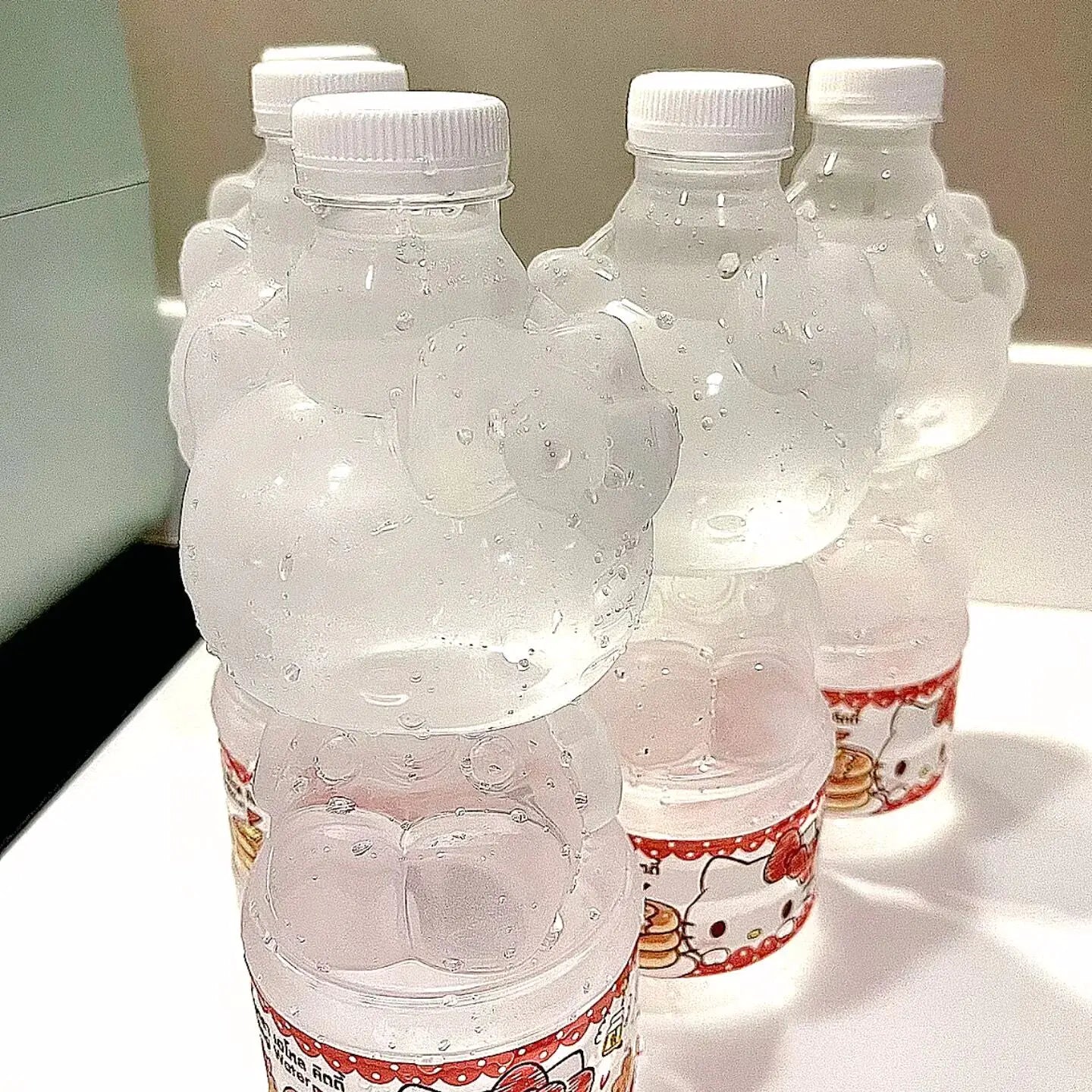 Hello Kitty DIY Mineral Water Bottle