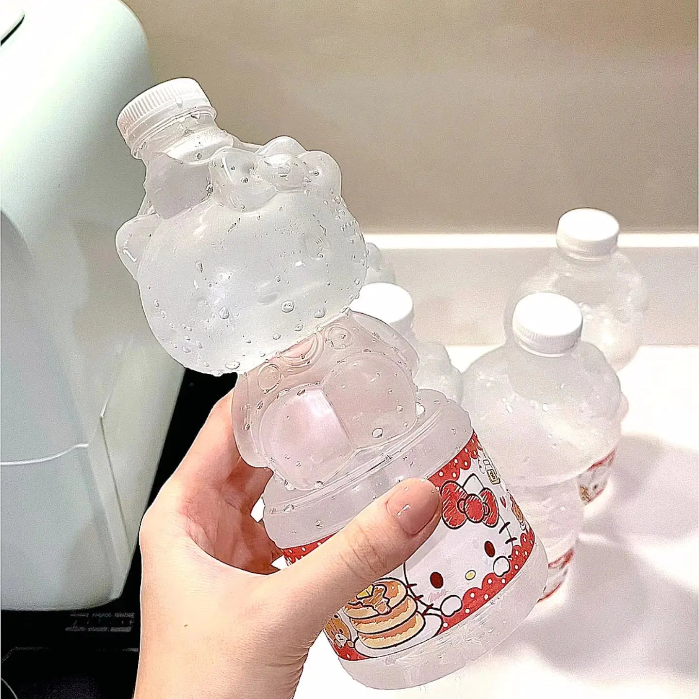 Hello Kitty DIY Mineral Water Bottle